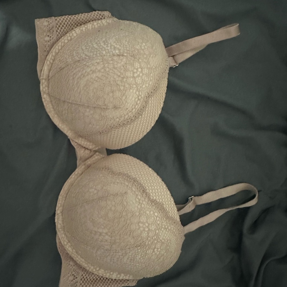 Victoria's Secret Pink and Beige Lace Bra